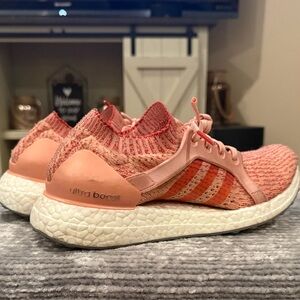 Adidas Women's Coral Knit Sneakers
